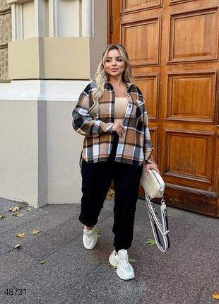 Женский костюм с клетчатой рубашкой больших размеров горчичный