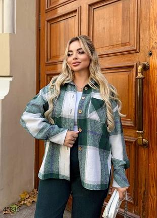 Женский костюм с клетчатой рубашкой больших размеров зеленый