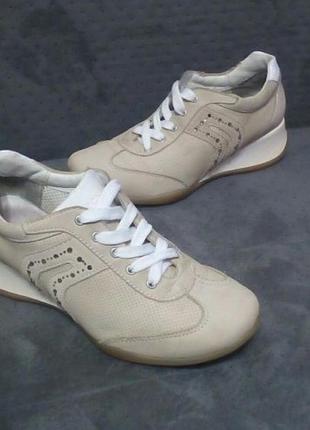 Кроссовки сникерсы из натуральной кожи geox р. 37