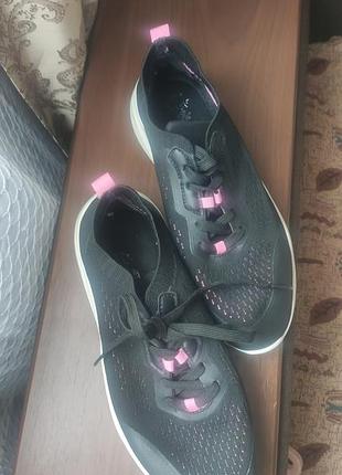 Кросівки 39 - 40