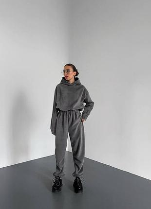 Женский брючный спортивный костюм