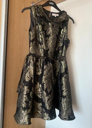 Вечірнє плаття сукня