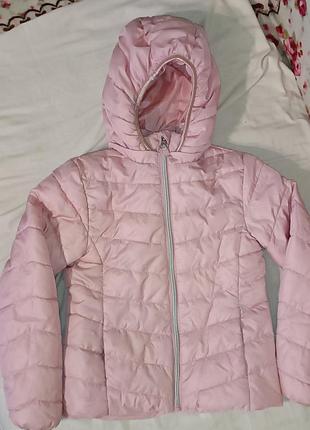 Куртка демисезонная на девочку. рост 134-140 см