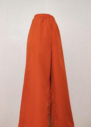 Модные брюки в идеале