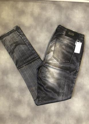 Стильные узкие джинсы 33/321 фото