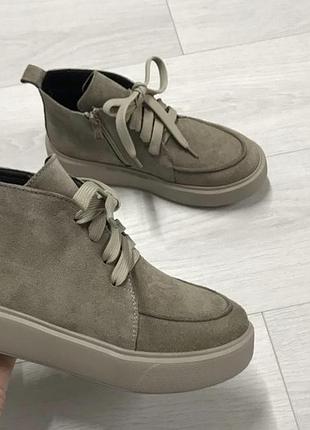 Черевики..натуральна замша