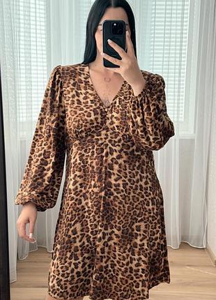 Шикарное натуральное платье лео принт батал