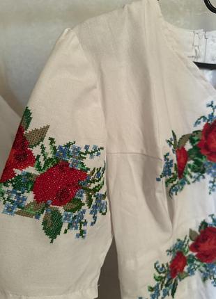 Сукня-вишиванка, повністю ручної роботи