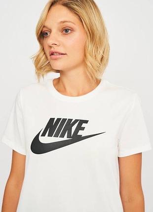 Футболка nike белая базовая s
