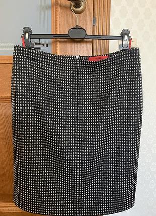 Класична вовняна спідниця hugo boss, р. xl