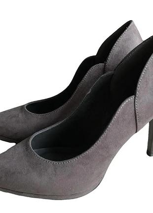 Коричневі туфлі човники на підборах anna field