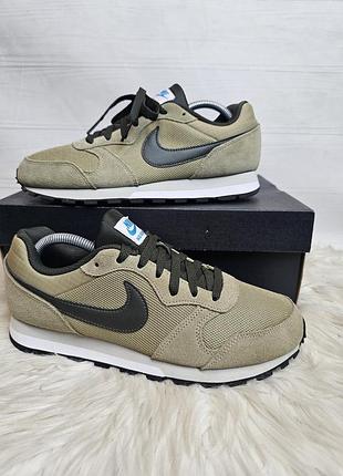 Кроссовки nike md runner 40 размер