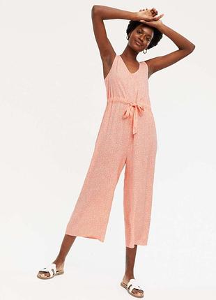 Брючный комбинезон в мелкий цветочный принт