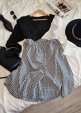 Платье в черно-белый узор "гусиная лапка"