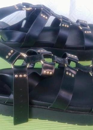 Босоножки 40-41 размер