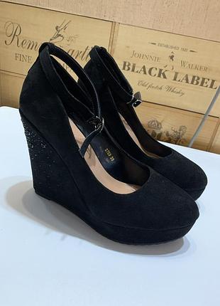 Туфли замшевые нарядные