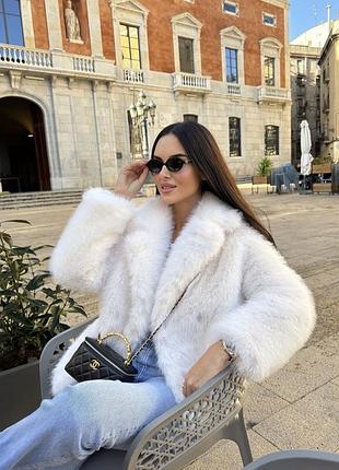 Zara молочна шуба зара