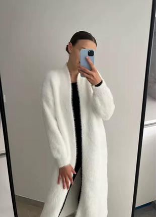 Жіночий пухнастий кардиган ангора