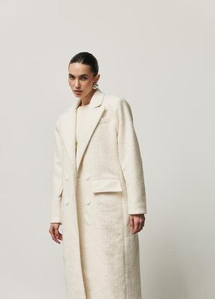 Пальто на пуговицах шерсть