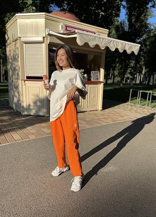 Штани банани жіночі