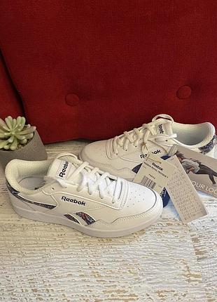 Кожаные фирменные кроссовки reebok 36 1/3р.