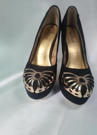 Туфли замшевые 38 bellissimo черные, золотые