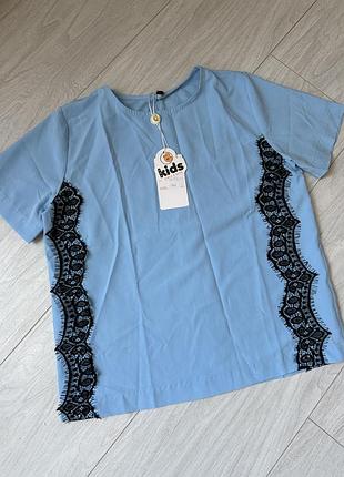 Блузка з мереживом