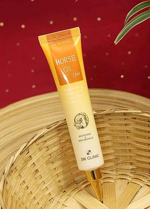 Крем для повік проти зморщок і темних кіл із кінською олією 3w clinic horse oil eye cream
