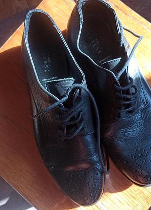 Кожаные лоферы