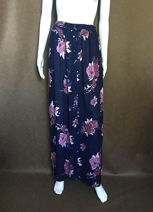 Довга спідниця на ґудзиках