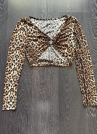 Топ леопардовий з металевим кільцем shein, xs