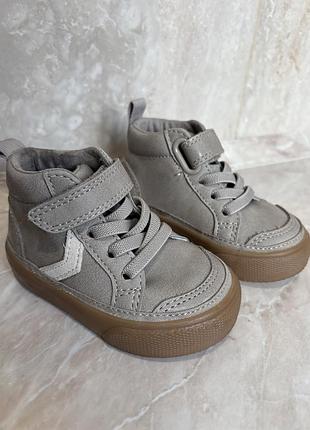 Черевики дитячі