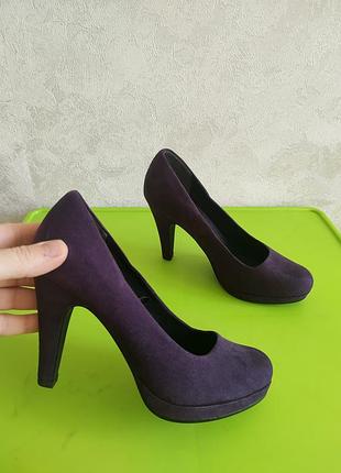 Замшевые женские туфли фиолетовый цвет 38 размер marko tozzi