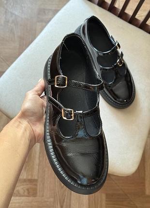 Туфлі мері джейн