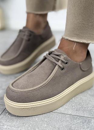 Жіночі замшеві туфлі лофери