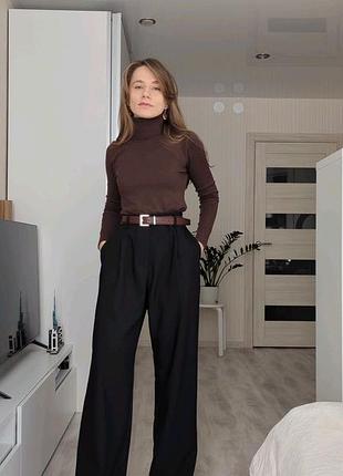 Коричнева водолазка гольф светр під горло