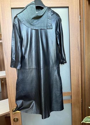 Шкіряна сукня, італія