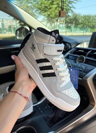 Кросівки адідас форум