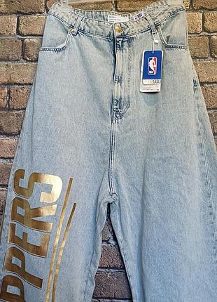 Фирменные джинсы от bershka + nba