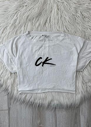 Оригинальная базовая футболка