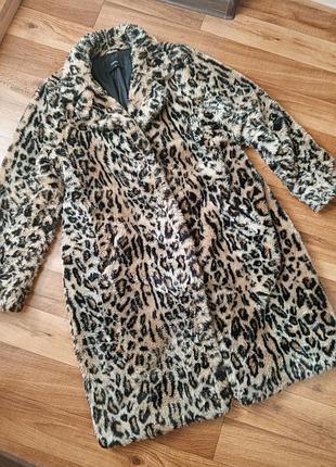 Стильная леопардовая женская шуба меди батал