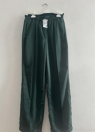 Брюки с накладкой