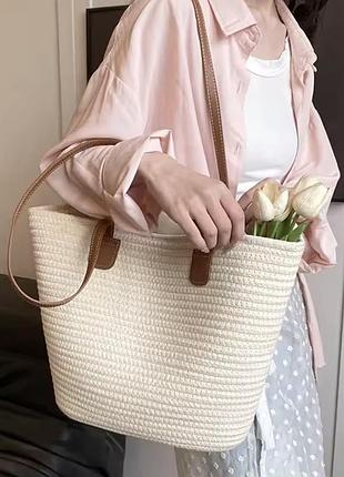 Сумка шоппер жіноча з рафії  стильна плетена з довгими ручками колір молочний