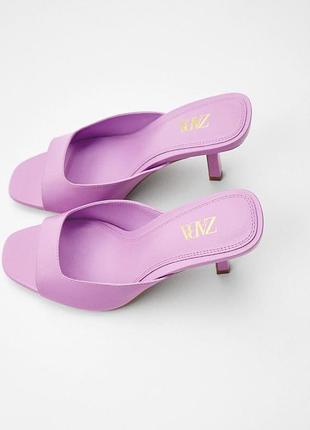 Шкіряні босоніжки zara