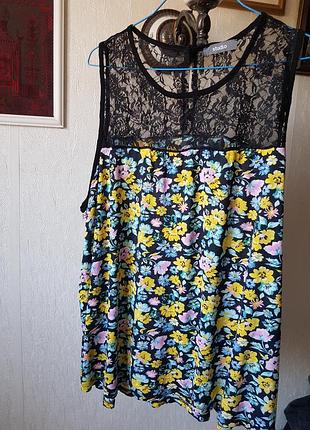 Чудова маєчка  з натуральної тканини і гіпюру, великий розмір