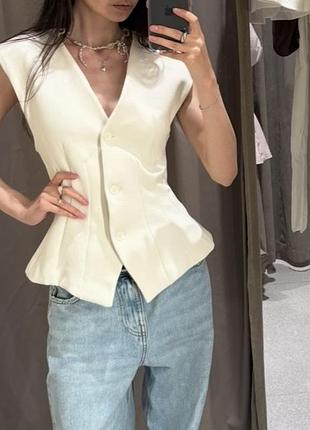 Жилетка zara жилетка костюмна жилет на ґудзиках жилет базовий жакет без рукавів блуза zara