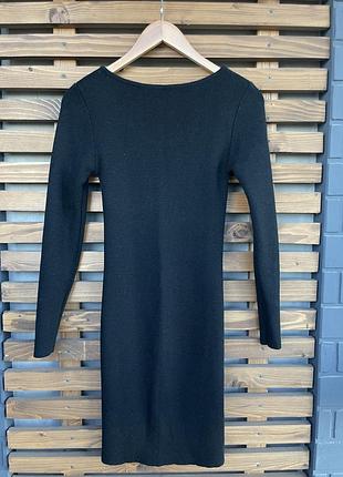 Стильное черное шерстяное платье