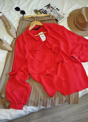 Элегантная красная блуза lipsy london.