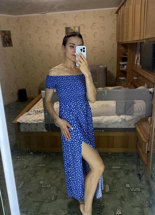 Літня довга сукня синього кольору  в квітковий принт