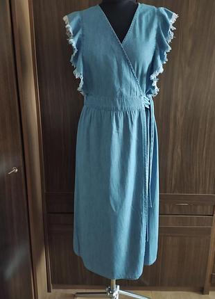 Джинсовое платье миди redrring на запах